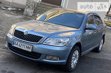 Седан Skoda Octavia 2009 в Каменском