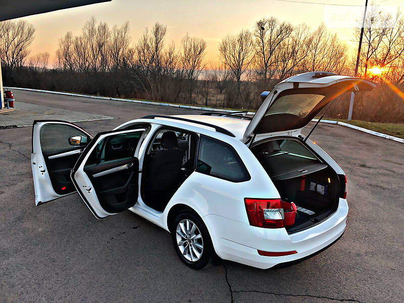 Універсал Skoda Octavia 2015 в Береговому