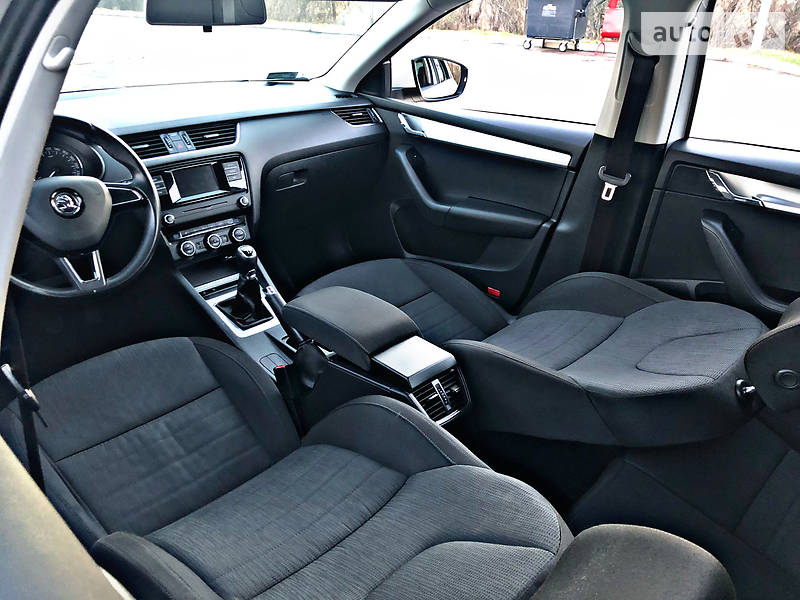 Універсал Skoda Octavia 2015 в Береговому