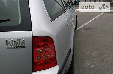 Універсал Skoda Octavia 2010 в 