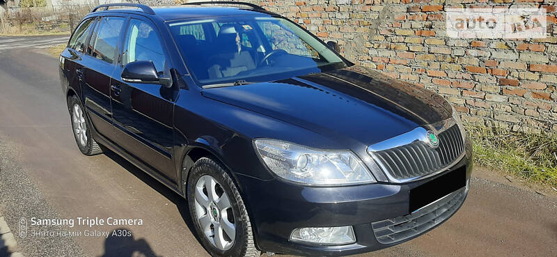 Універсал Skoda Octavia 2010 в Володимирі