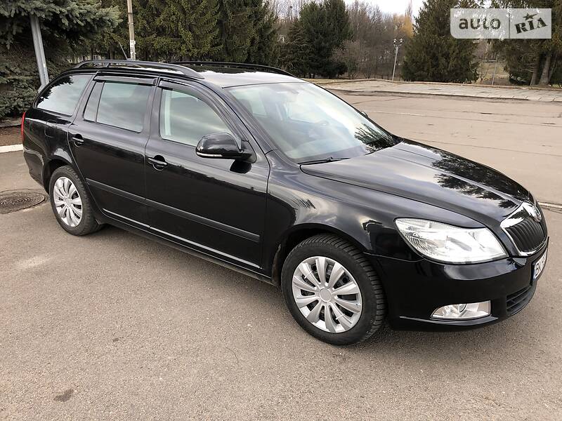 Універсал Skoda Octavia 2012 в 