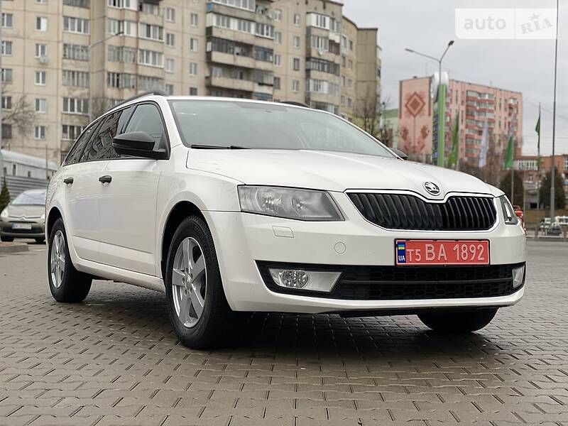 Універсал Skoda Octavia 2015 в Рівному
