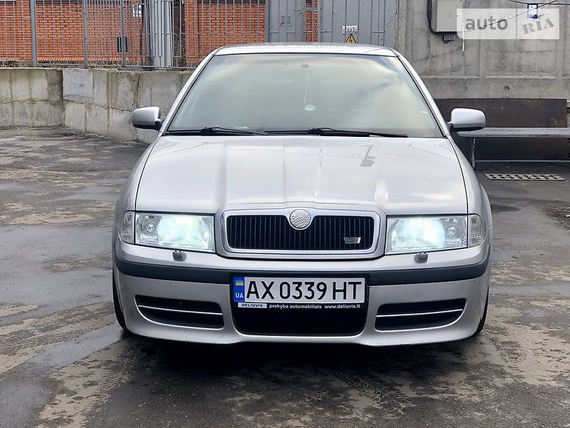 Ліфтбек Skoda Octavia 2001 в Харкові