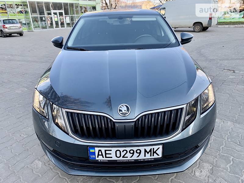 Хетчбек Skoda Octavia 2017 в Дніпрі