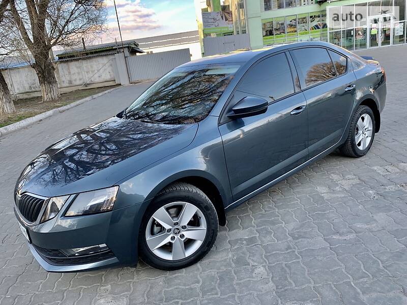 Хетчбек Skoda Octavia 2017 в Дніпрі