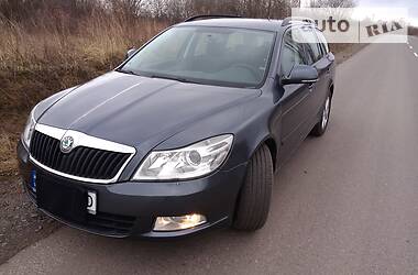 Универсал Skoda Octavia 2011 в Мостиске