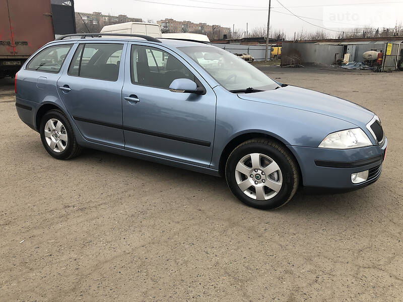 Универсал Skoda Octavia 2008 в Полтаве