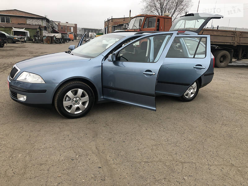 Универсал Skoda Octavia 2008 в Полтаве
