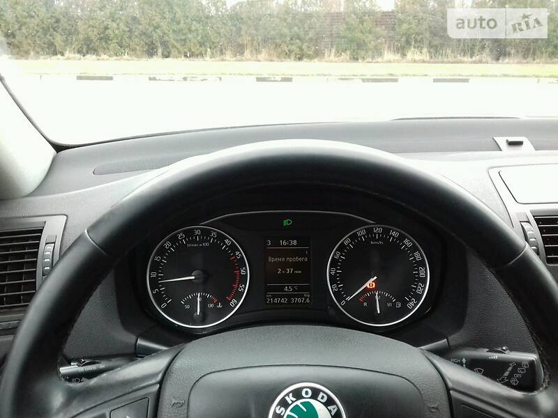 Універсал Skoda Octavia 2010 в Львові фото 25 Універсал Skoda Octavia 2010 в Львові