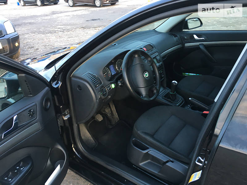 Універсал Skoda Octavia 2008 в Рівному