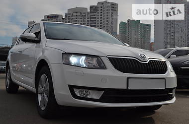 Седан Skoda Octavia 2015 в 