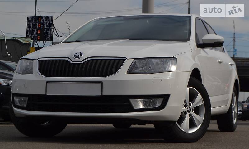 Седан Skoda Octavia 2015 в 