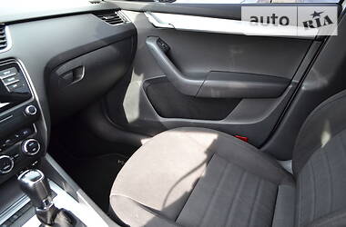 Седан Skoda Octavia 2015 в 