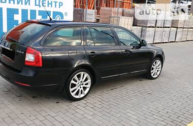 Універсал Skoda Octavia 2010 в 