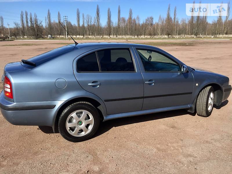 Седан Skoda Octavia 2007 в Нежине