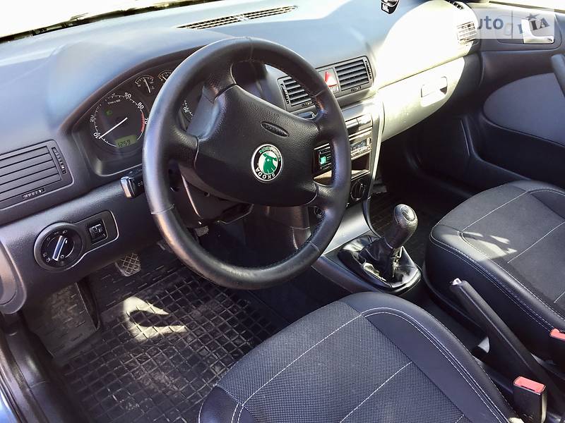 Седан Skoda Octavia 2007 в Нежине