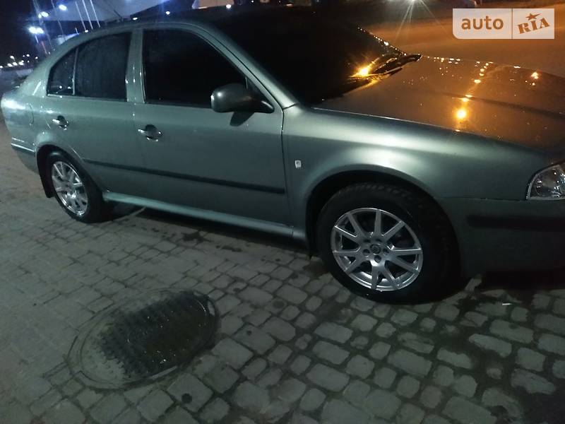 Хетчбек Skoda Octavia 2002 в Львові