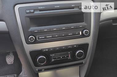 Седан Skoda Octavia 2010 в 
