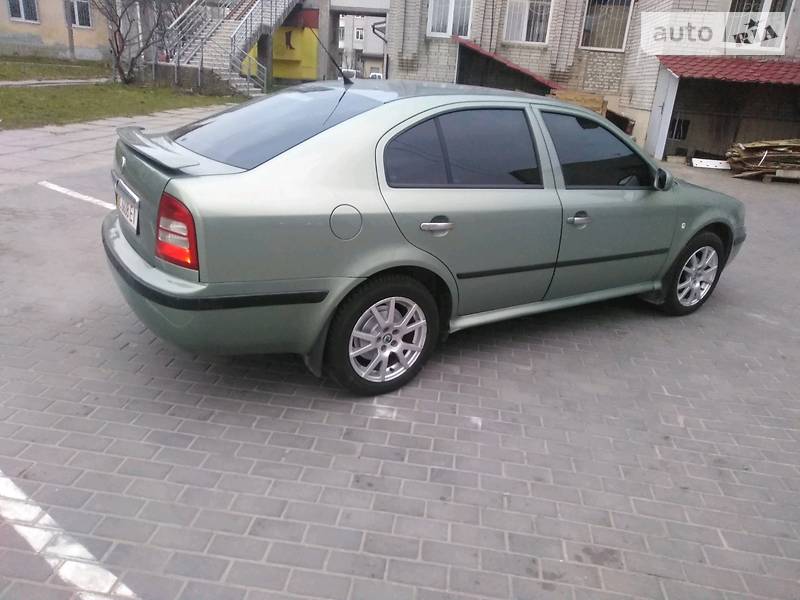 Хетчбек Skoda Octavia 2002 в Львові