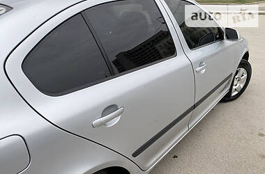 Седан Skoda Octavia 2008 в 