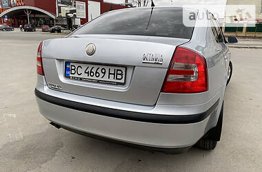Седан Skoda Octavia 2008 в 