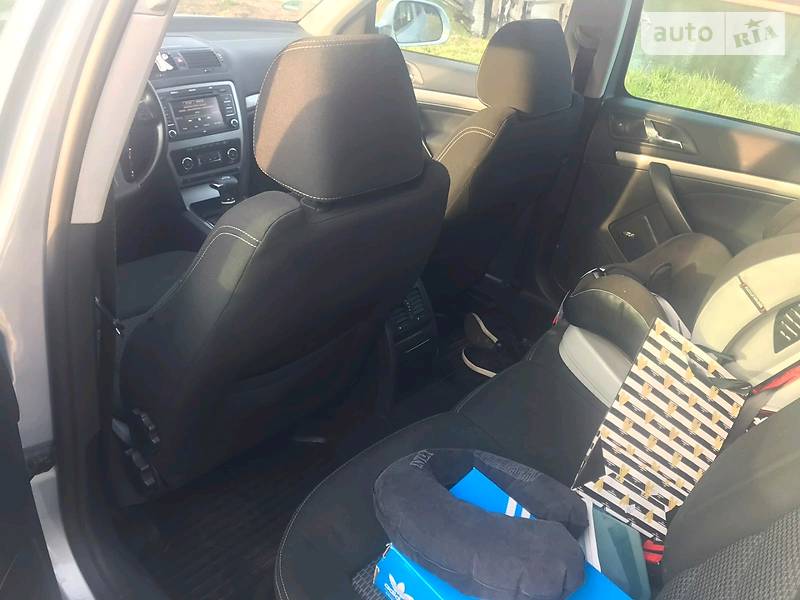 Універсал Skoda Octavia 2010 в Мостиській