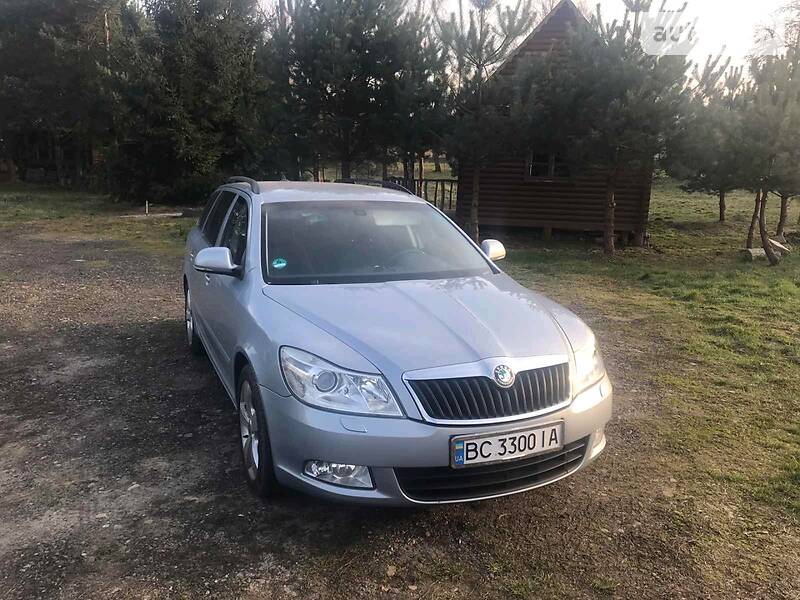 Універсал Skoda Octavia 2010 в Мостиській