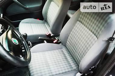 Седан Skoda Octavia 2004 в 