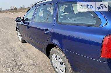 Універсал Skoda Octavia 2009 в Бучі