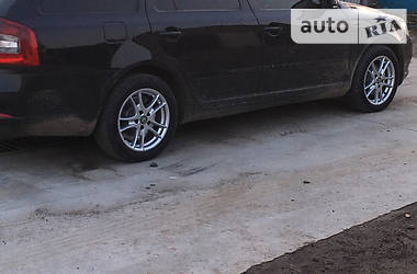 Універсал Skoda Octavia 2011 в 