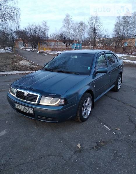Хетчбек Skoda Octavia 2003 в Валках