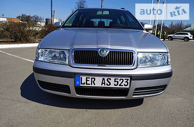 Універсал Skoda Octavia 2010 в 