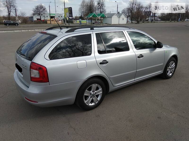 Універсал Skoda Octavia 2011 в 