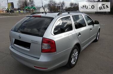 Універсал Skoda Octavia 2011 в 