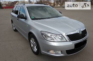 Універсал Skoda Octavia 2011 в 