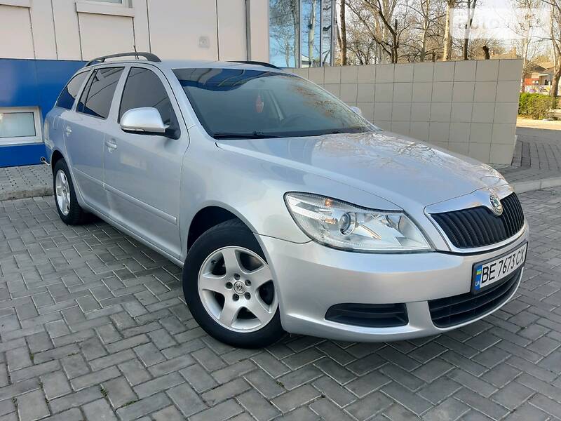 Універсал Skoda Octavia 2012 в 