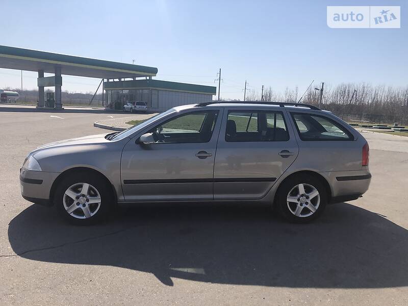 Універсал Skoda Octavia 2008 в Володимирі