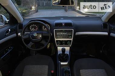 Універсал Skoda Octavia 2010 в 