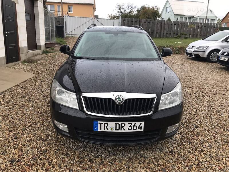 Универсал Skoda Octavia 2010 в Черкассах