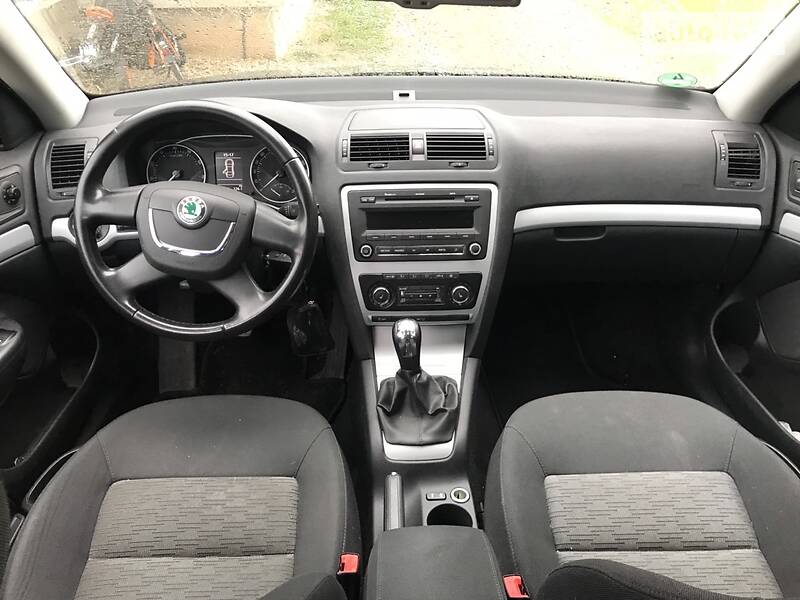 Универсал Skoda Octavia 2010 в Черкассах