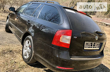Універсал Skoda Octavia 2012 в 