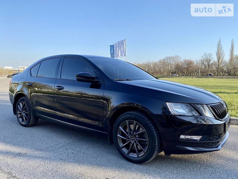 Седан Skoda Octavia 2018 в Дніпрі