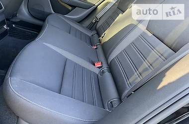 Седан Skoda Octavia 2018 в 