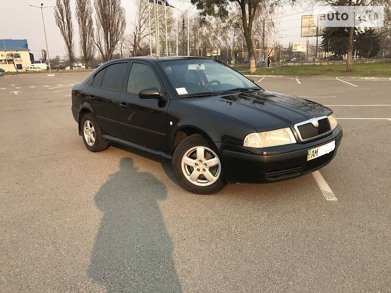 Седан Skoda Octavia 2004 в Житомирі