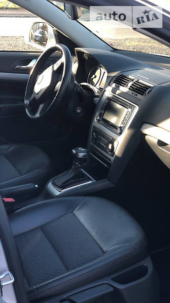 Универсал Skoda Octavia 2012 в Ужгороде