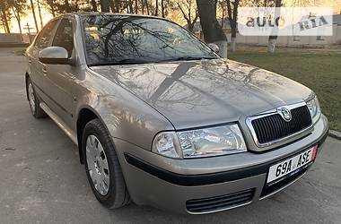 Хетчбек Skoda Octavia 2010 в 
