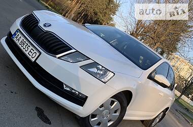 Седан Skoda Octavia 2017 в 
