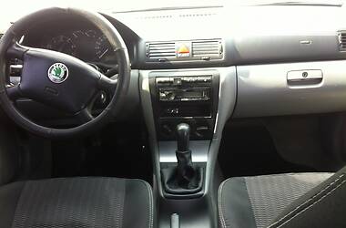 Седан Skoda Octavia 1999 в 