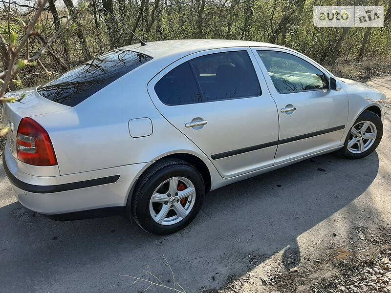 Седан Skoda Octavia 2006 в Білій Церкві